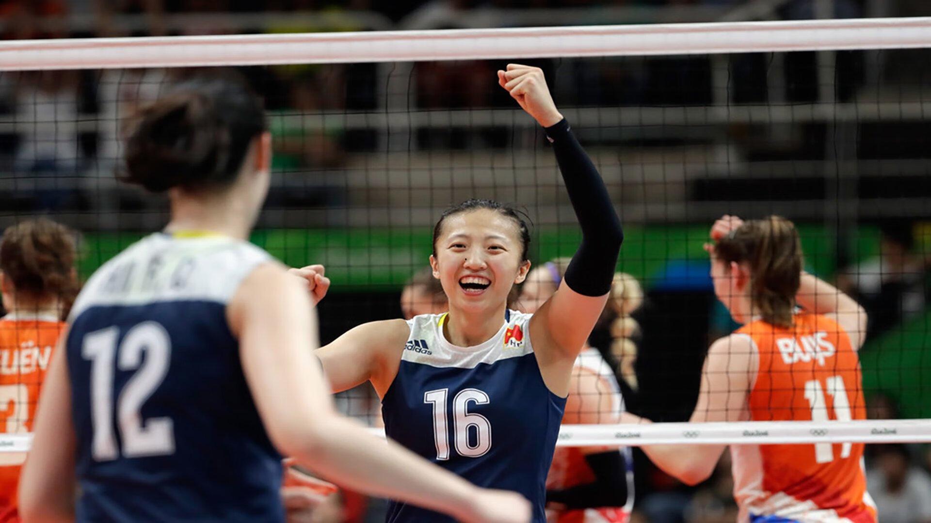 纳达尔鏖战五盘险胜德约科维奇 第15次挺进法网四强